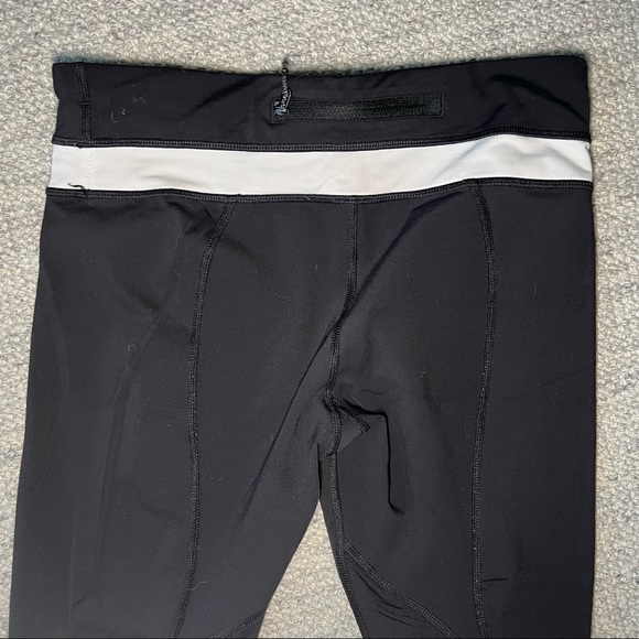 Lululemon leggings - size 6 - Picture 7 of 8